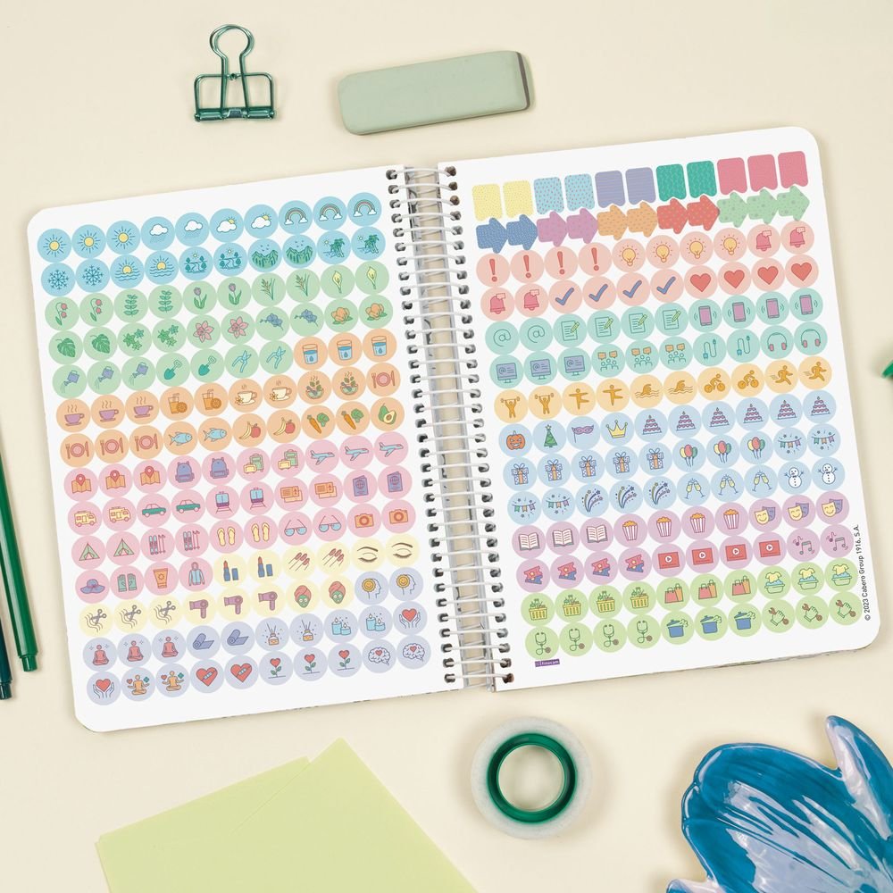 Agenda Escolar/Anual Semana Vista 25/26 - Cloe Finocam 16 Meses - Imagen 3